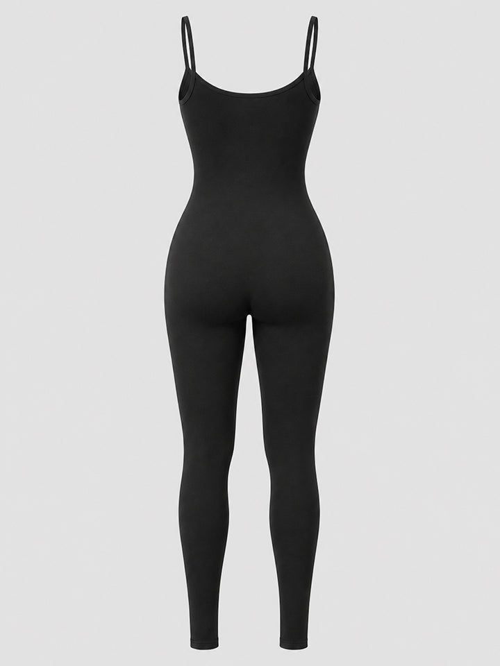 Macacão Feminino Essence Preto